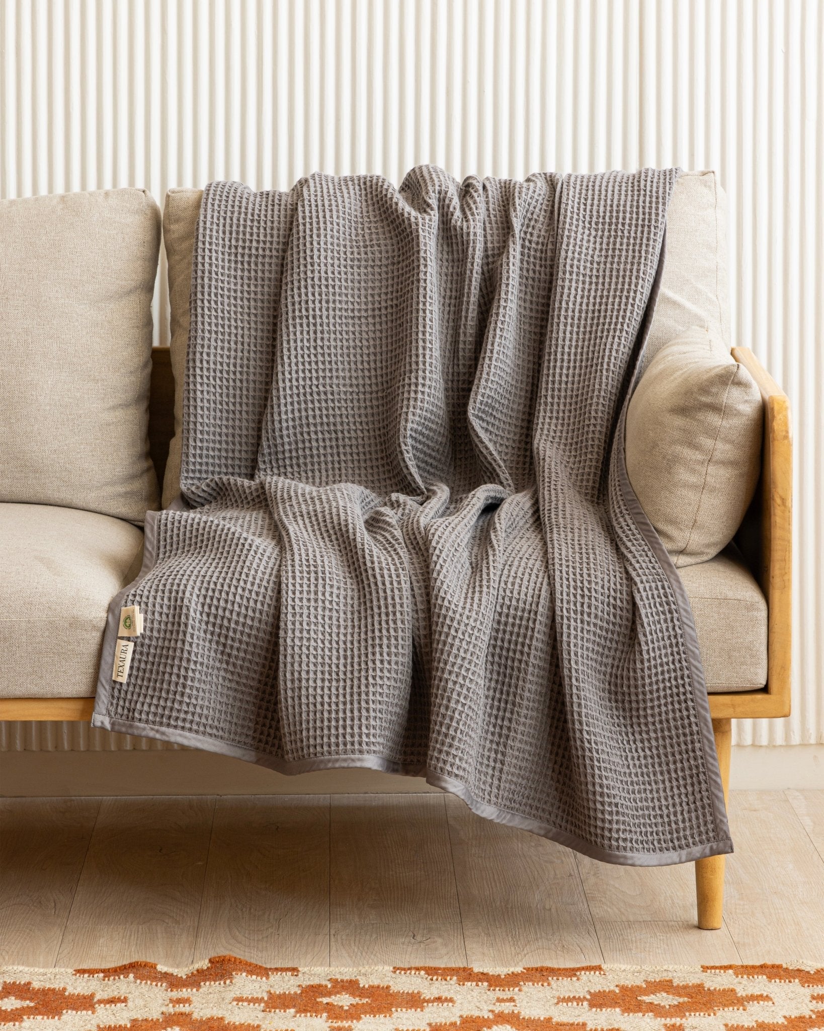 Quintessential Throw Ash - Texaura